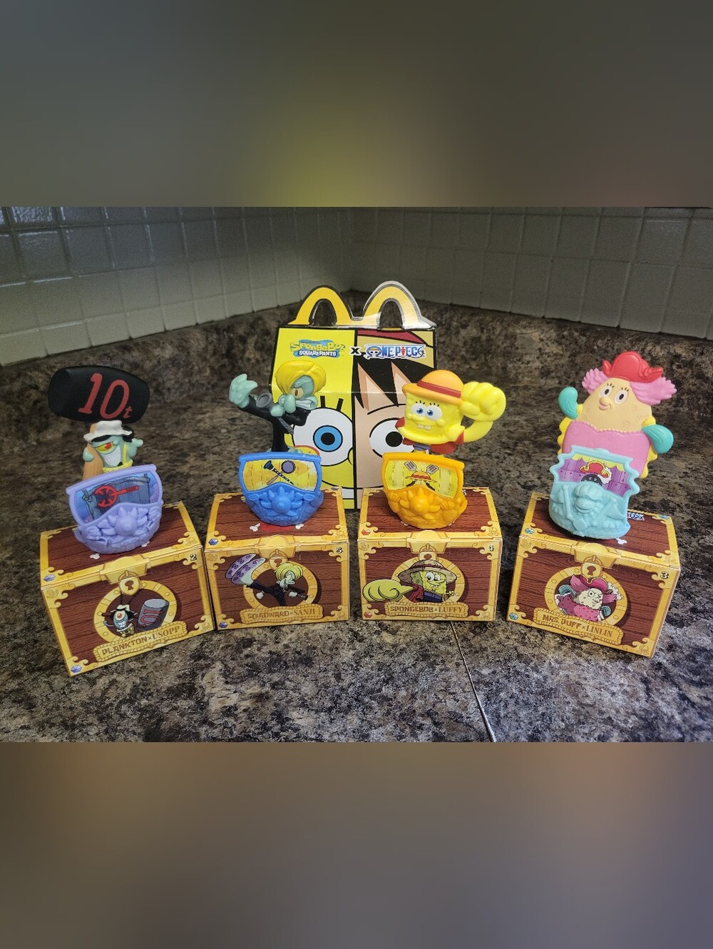 SpongeboxXOne Piece 2026 Mcdonalds Collab W Box Sanji, Luffy, Big Mom And Usopp